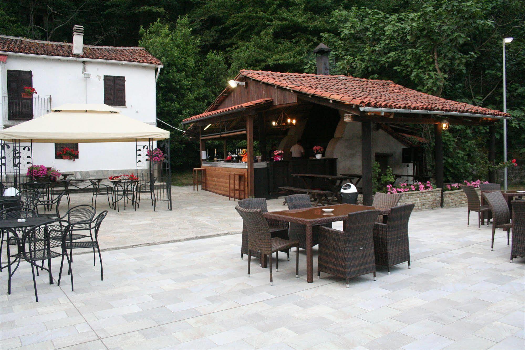 Agriturismo Cascina Del Vai Кайро-Монтенотте Экстерьер фото